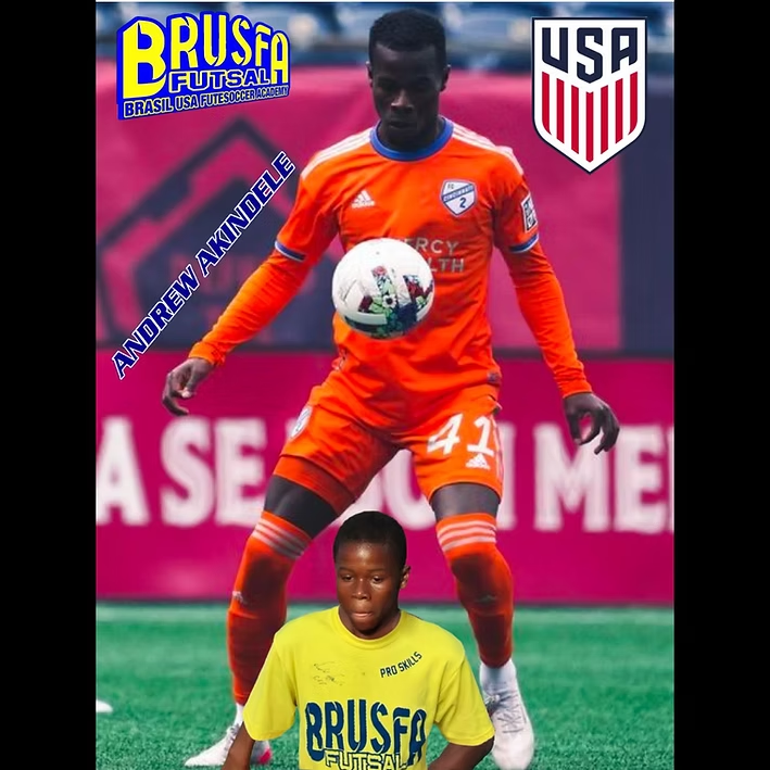 Andrew Akindele - Formación BRUSFA